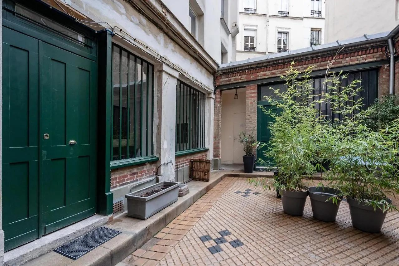 Cosy Apartment - Gare De L'Est - Paris Center - Republique