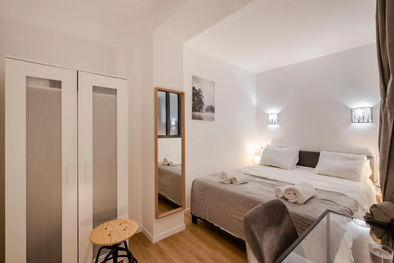 Cosy Apartment - Gare De L'Est - Paris Center - Republique